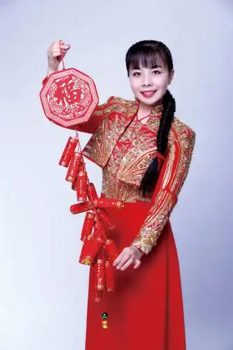 王二妮为你唱响新年到小年夜迎接福到年