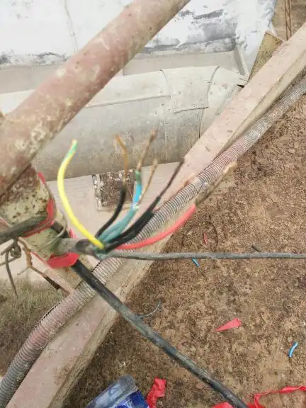 三相七线潜水泵,七根线一样粗细怎么区分,颜色不同,红1蓝2黑3一地线!