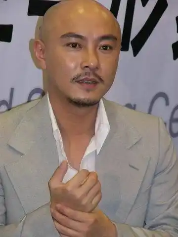 图文:张卫健代言发布会-55