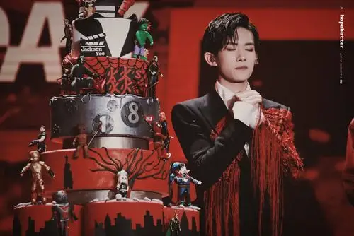 易烊千玺 #tfboys 十八岁成人礼生日会 高清 帅气