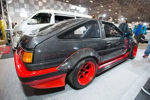 "炙热红碳" ae86轻量化改装案例