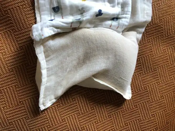 宝宝睡头型自制小米枕头几块钱的成本