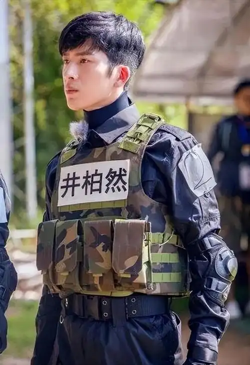 出生28天被母亲抛弃的他,却在成名后选择原谅|井柏然|娱乐圈_网易订阅