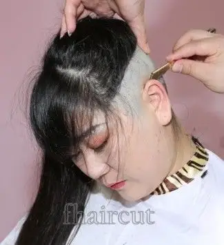 丰满少妇剃后空式bob头-芳飞1366