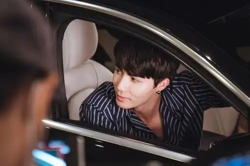 黄明明李海海我已经沉浸在海海的颜里了不能自拔