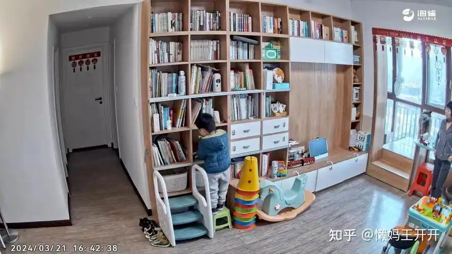 华为海雀全场景摄像头开箱实测:300元的摄像头都有哪些功能?好用吗? -