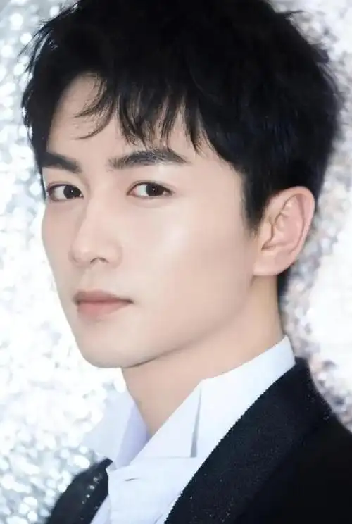 不过,今年关于陈晓的消息却开始多了起来.