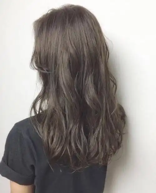 你的鹿中长发发型微卷