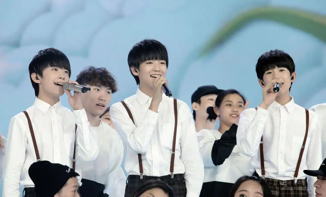 爱了整整一个青春 - tfboys - zeze!啧啧