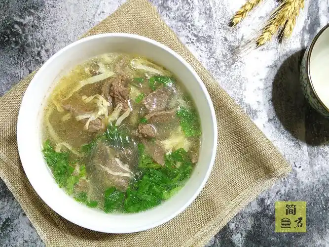学会做这个牛肉粉丝汤,再也不用去外面买了,好吃料又足