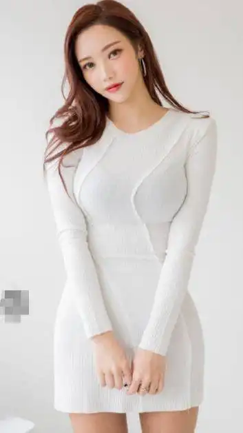 紧身裙美少妇身材曼妙尽显娇俏美感