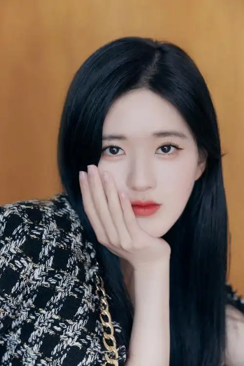 新剧定角开机|赵露思_新浪新闻