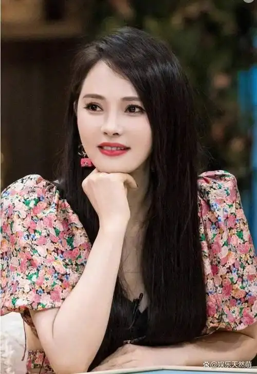 娱乐圈的名人经常成为网络暴力的目标,最近,著名女演员伊能静就在社交