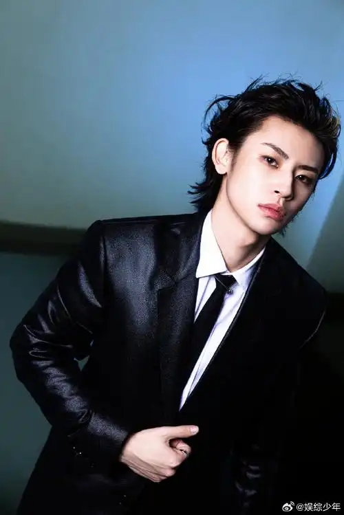 但是小鬼还有很多作品,尤其是他在音乐方面的造诣,很厉害#小鬼获奖