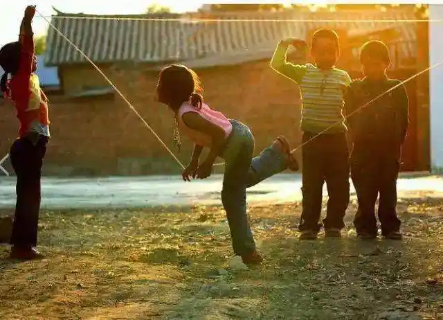 回不去的时光 怀念的青春-----------致敬80后