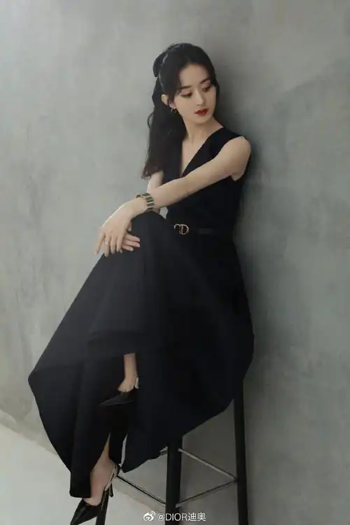 迪奥品牌大使赵丽颖##diorcaro