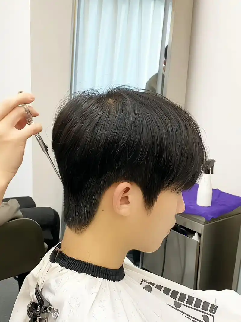 适合所有男生的自然碎盖 石家庄男士发型