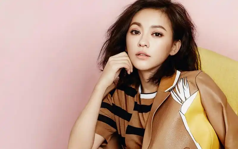 清纯美女陈意涵时尚下载图片桌面壁纸下载