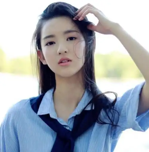 王玉雯胆小鬼再演校花