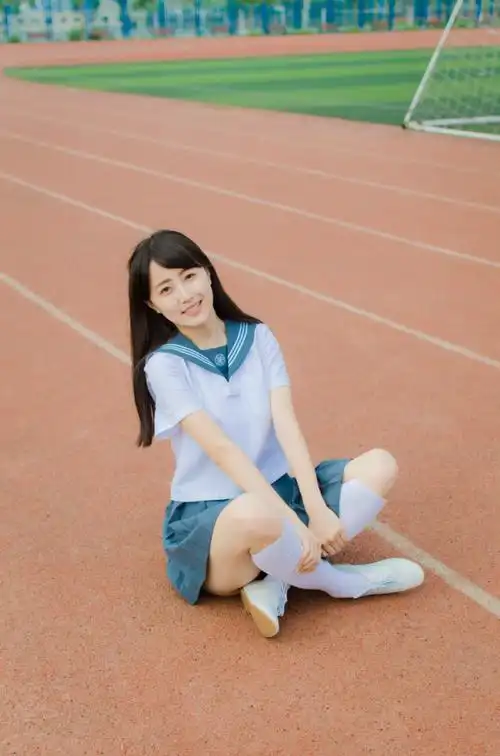 毕业季小学妹校服清新萌动人心最美学生妹制服诱惑美女图