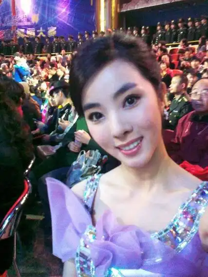 李思思个人资料图片李思思微博有李思思简历背景李思思男友图片