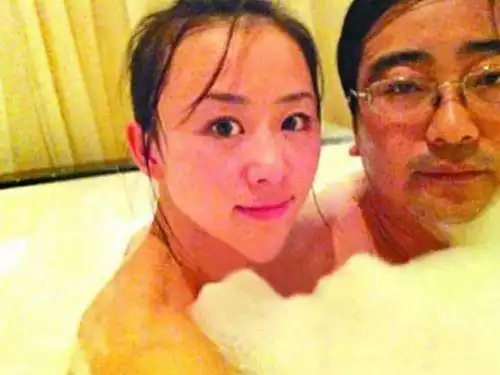 纪英男曝与范悦不雅短信内容_星话题_明星_yoka时尚网