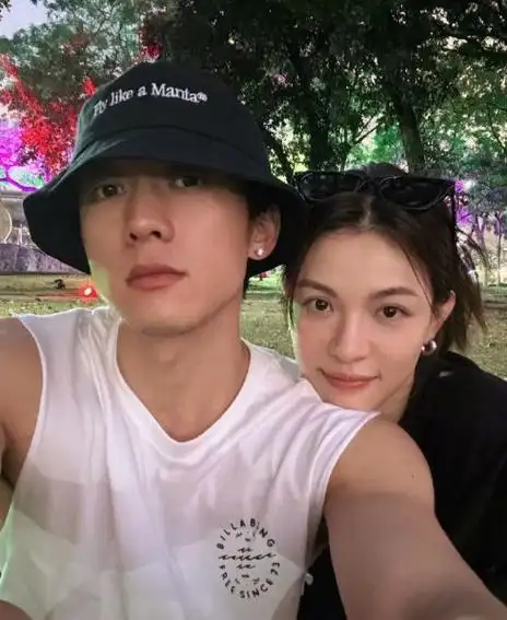 钟楚曦侯雯元恋爱了.|宋轶|周冬雨|白敬亭|女明星_网易订阅