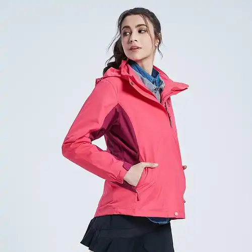 骆驼牌2018秋冬新品 三合一 可拆卸抓绒内胆 女款冲锋衣 加厚保暖