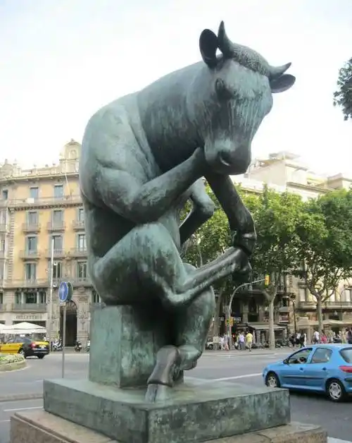 创意雕塑一种独特的视觉体验