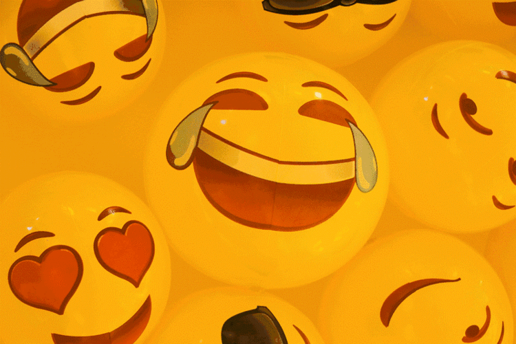 一大片表情当背景,拍个照,发个圈心情瞬间up!up!up!