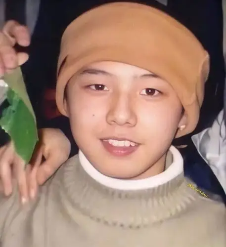 权志龙高清童年照!不看后悔系列