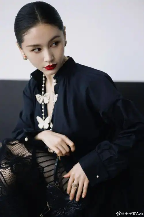 王子文0228生日快乐