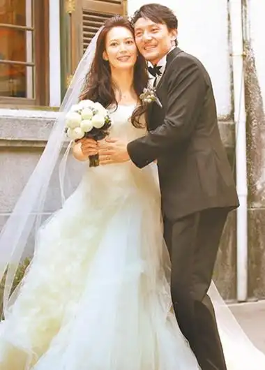 【图】演员张震老婆庄雯如相爱思念结婚 其曾当过助理