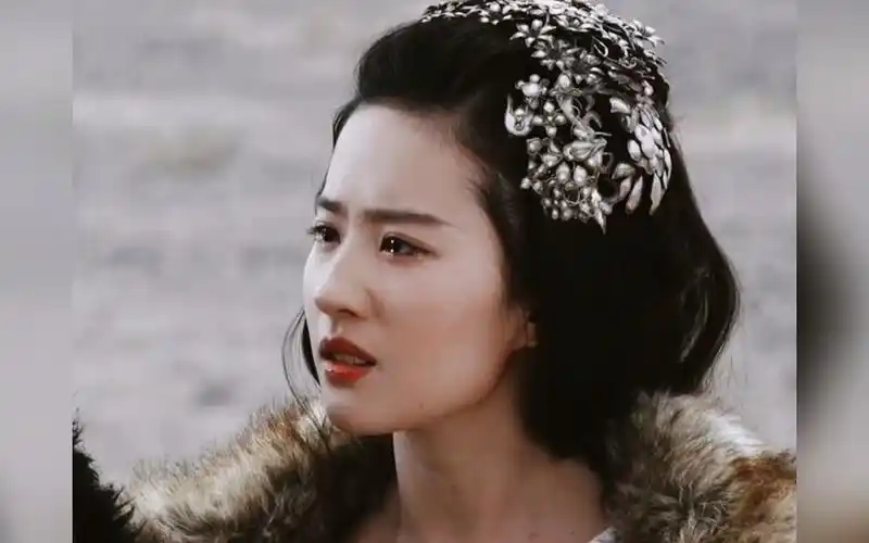 刘邦与项羽的故事简短50字?「刘邦与项羽的故事读后感」