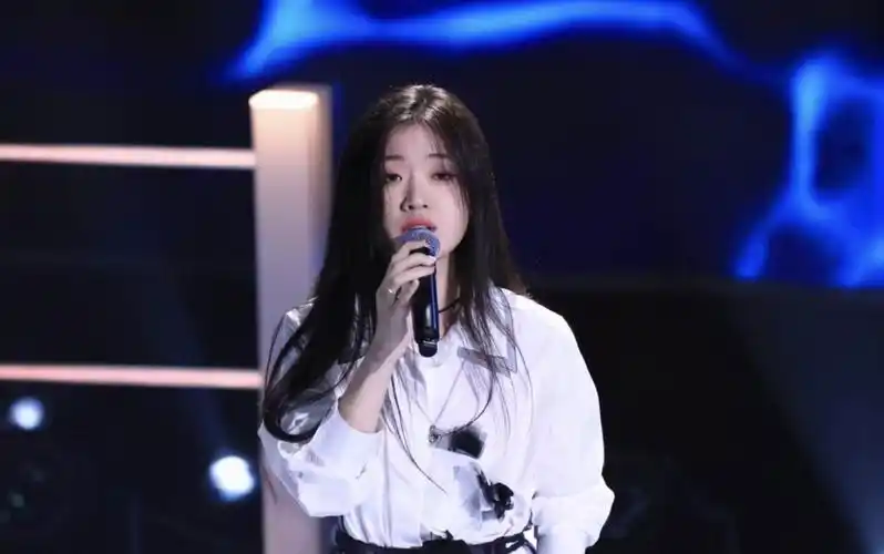 中国好声音多年来罕见的人气断层,单依纯为什么这么受欢迎