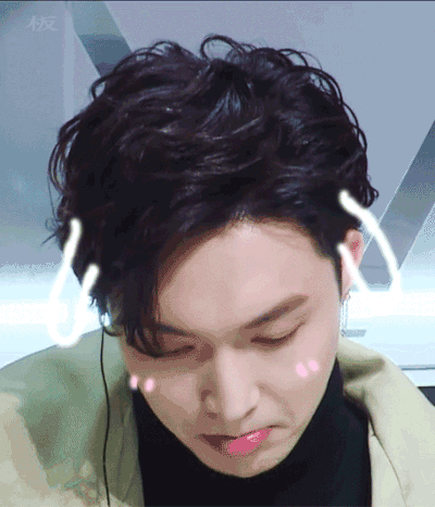 张艺兴 小绵羊 嘟嘴 害羞 可爱