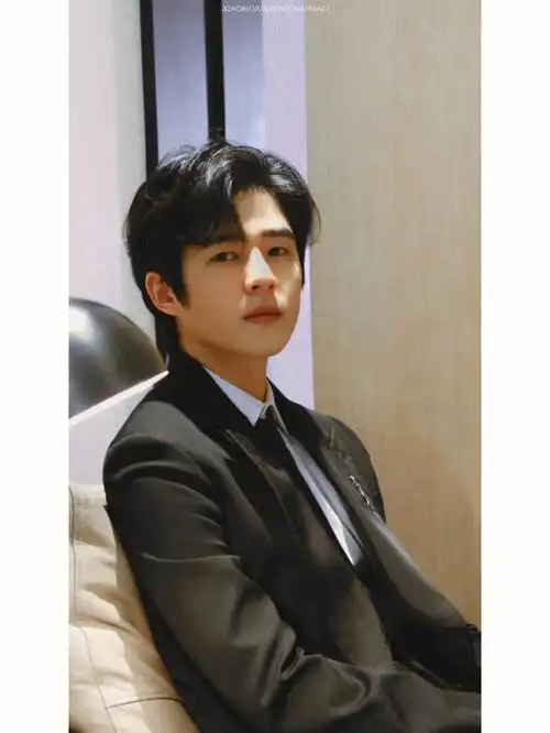 刘昊然北京国际电影节电影强国论坛