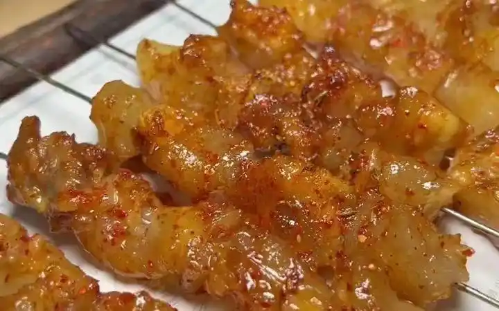 烧烤店里的烤熟筋 锦州烧烤