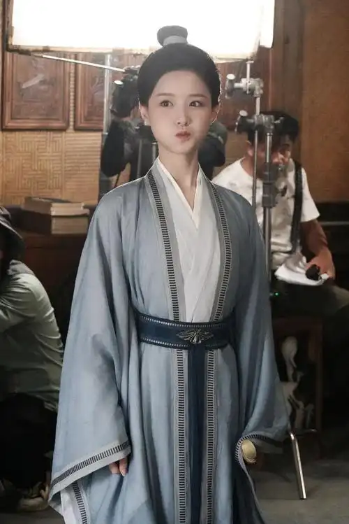 终于等到妹妹新的古装角色上场啦!|陈意涵_新浪新闻