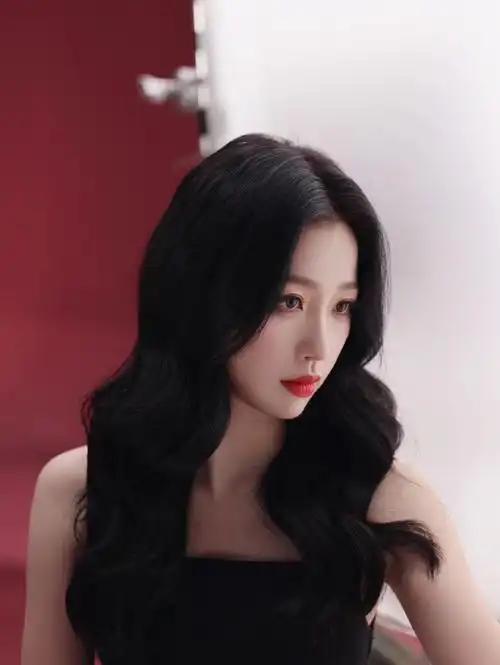 虞书欣的发型秘密