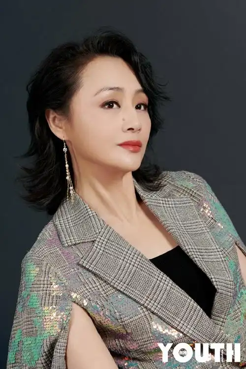 曹颖成熟魅力时尚写真大片69