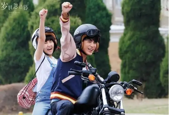 【新电视剧推荐张子枫】积压5年,张子枫搭档宋威龙,《岁月忽已暮》