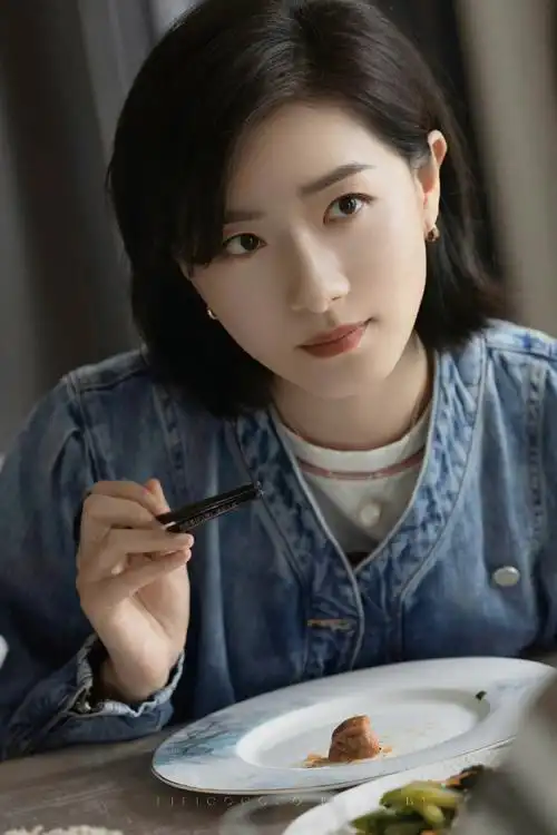 万茜 湖南省省服