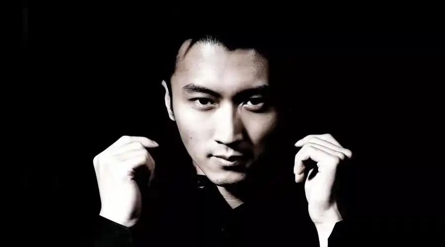 谢霆锋个人资料(谢霆锋中国香港男歌手,演员,音乐创作人,制作人,主持