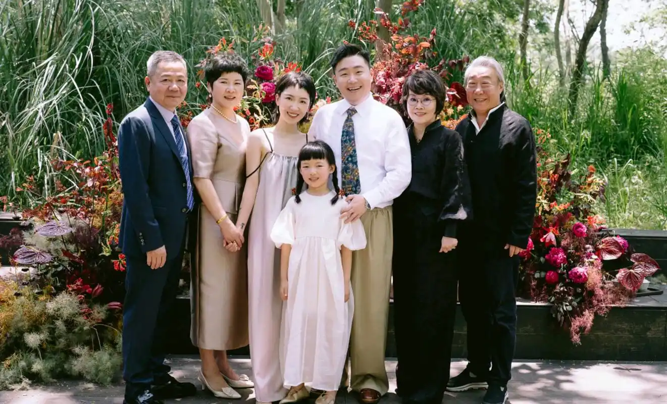 释小龙郝劭文情同手足 为兄弟当伴郎送祝福