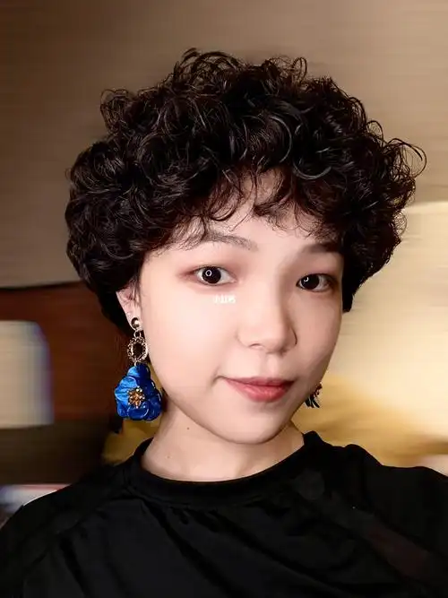 超短发法式羊毛卷,成功上岸!