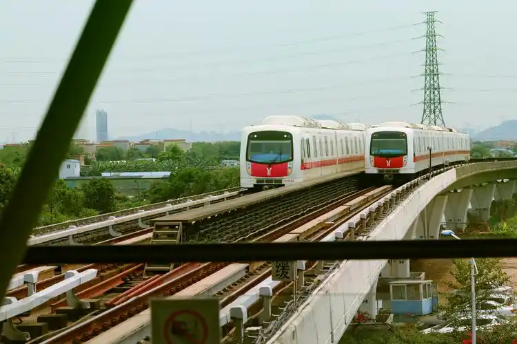 广州地铁四号线