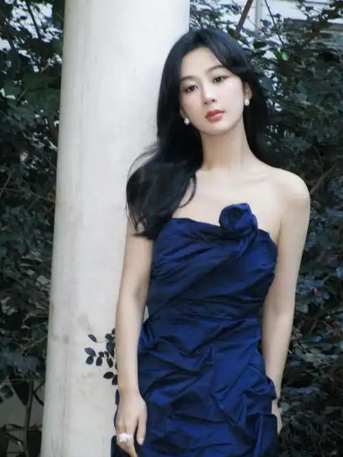 杨紫时尚先生封面预告