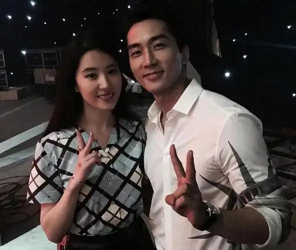 刘亦菲与宋承宪现状分手仅仅5年却天差地别他们过得怎么样