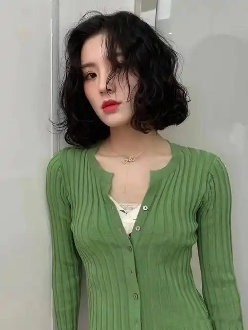 2022短发烫全头也能美美哒